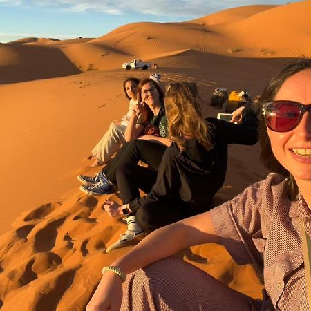 Merzouga Desert Luxury Camp Luaran gambar