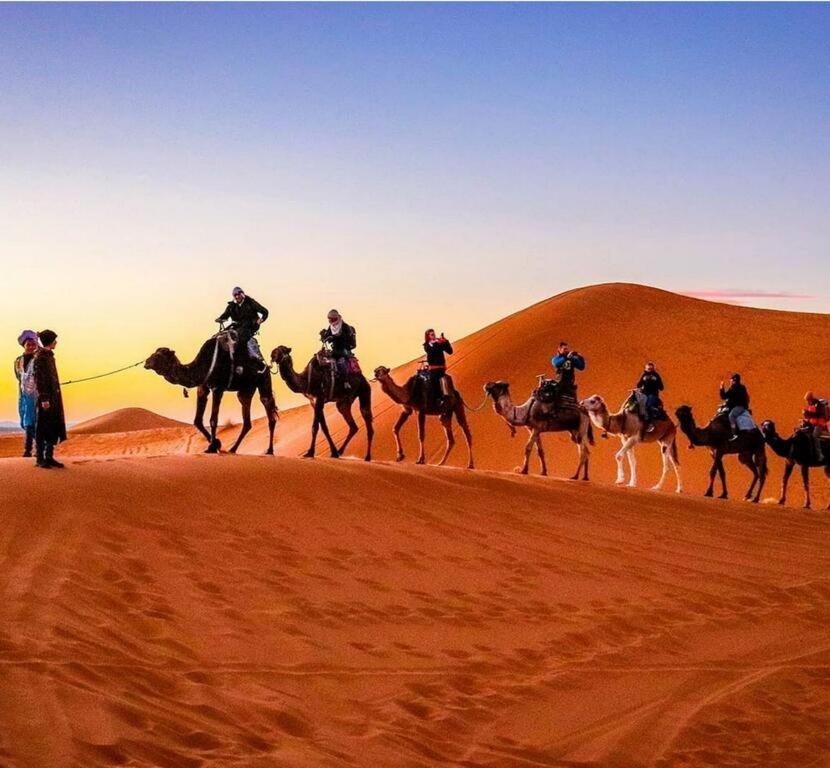 Merzouga Desert Luxury Camp Luaran gambar