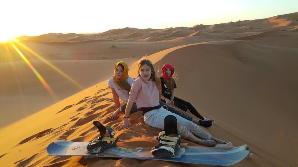 Merzouga Desert Luxury Camp Luaran gambar